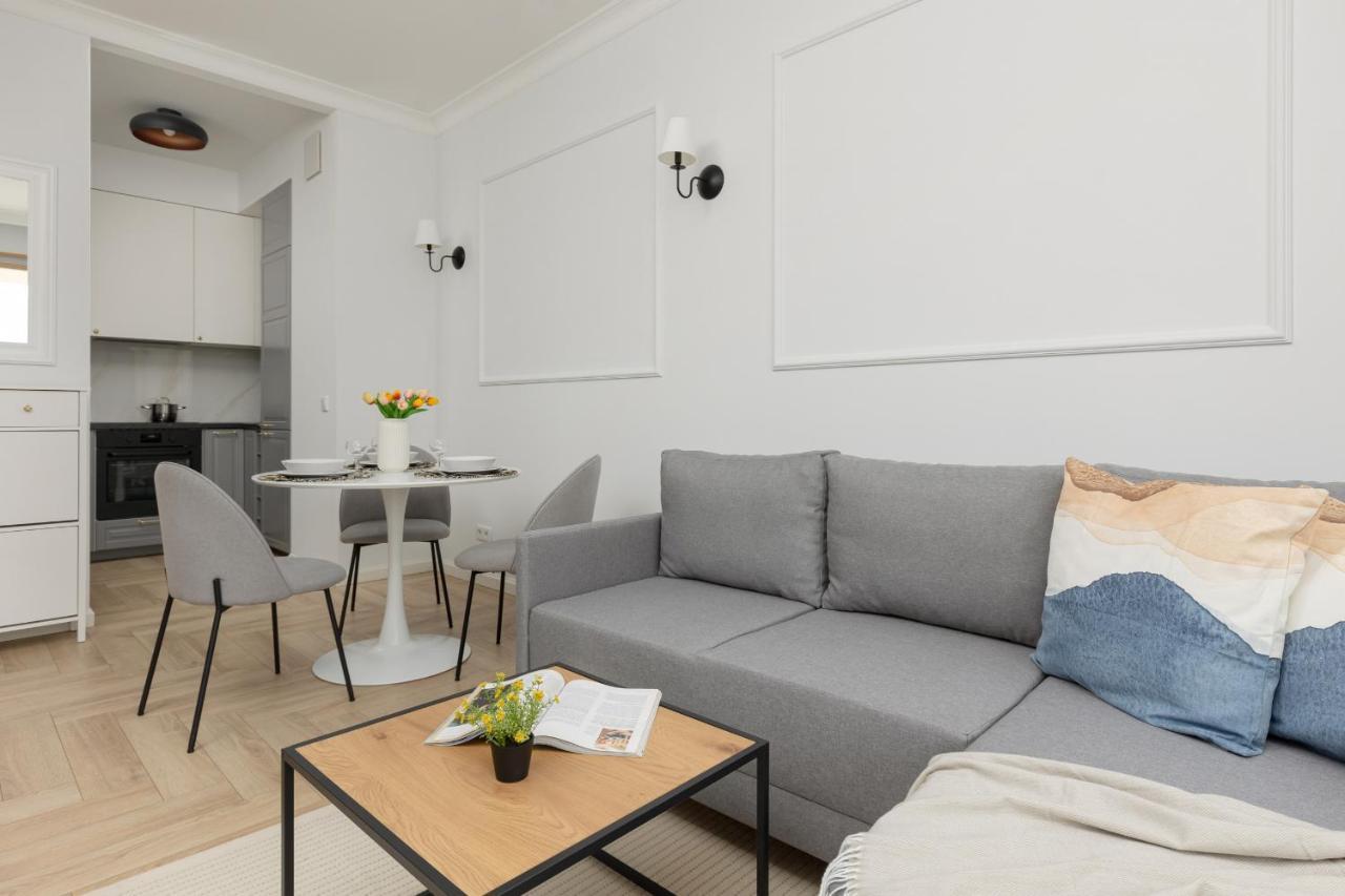 Stylish Apartment Kolejowa & Parking & Balcony By Noclegi Renters Βαρσοβία Εξωτερικό φωτογραφία