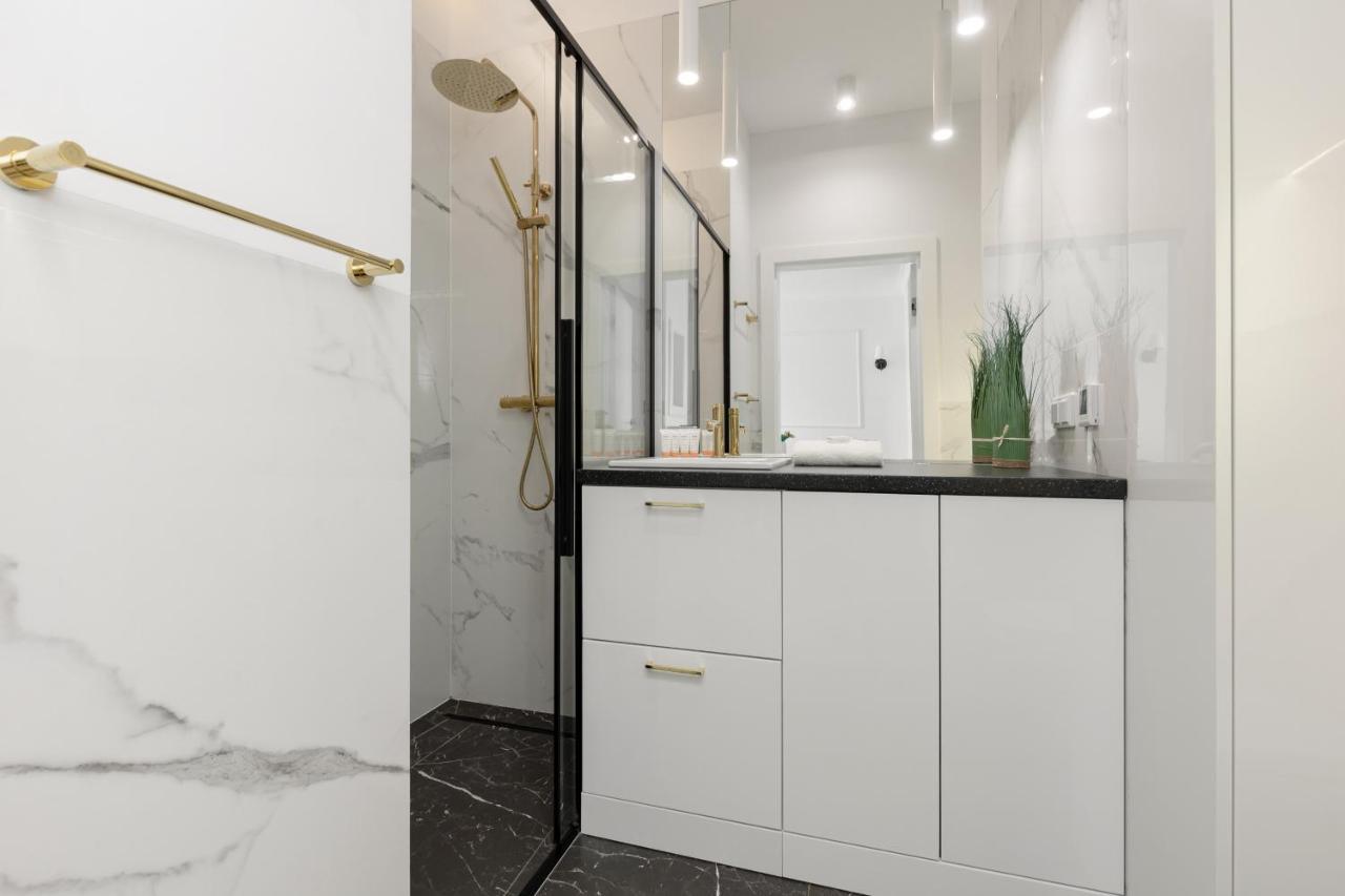 Stylish Apartment Kolejowa & Parking & Balcony By Noclegi Renters Βαρσοβία Εξωτερικό φωτογραφία